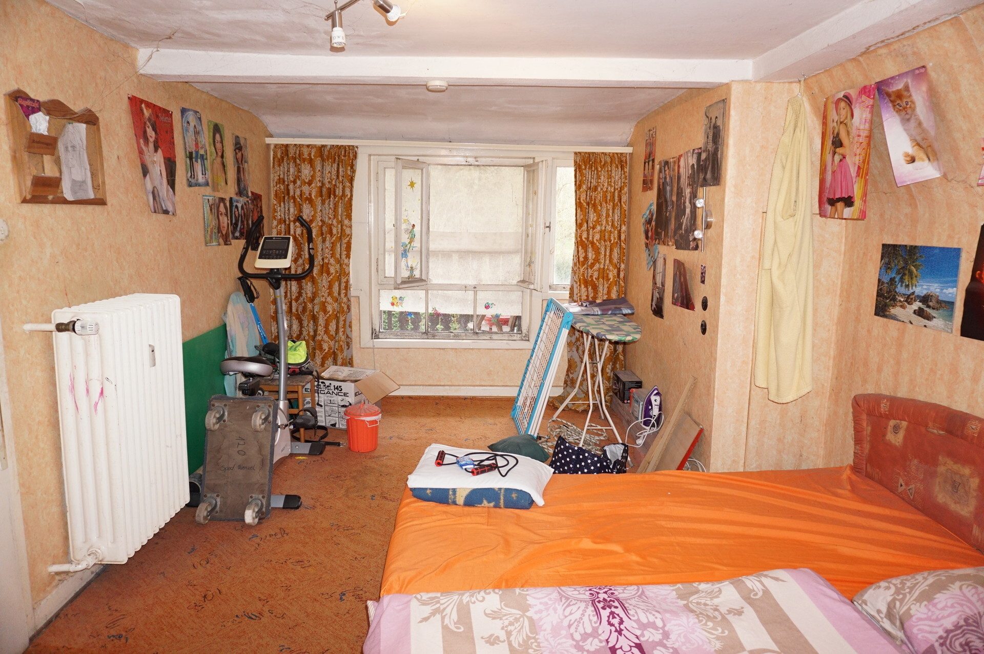 Immobilienangebot - Malsfeld - Wohnen - Großzügiges Haus mit Sanierungsbedarf. Keine Käuferprovision!