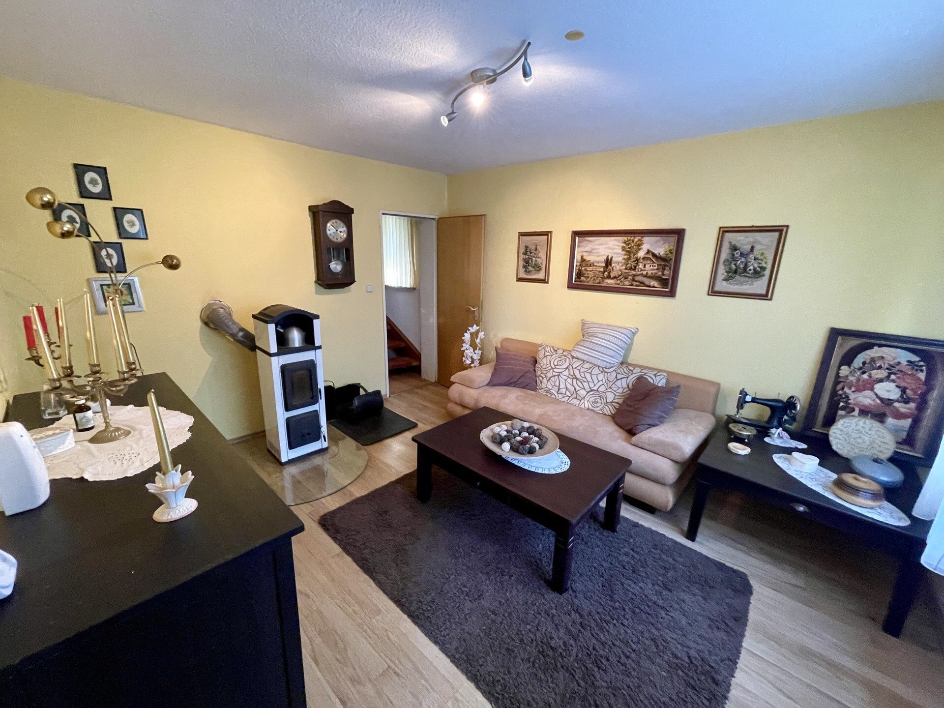 Immobilienangebot - Fuldabrück / Bergshausen - Wohnen - Tolle Lage direkt an der Fulda: Sanierungsobjekt in Bergshausen! KEINE KÄUFERPROVISION