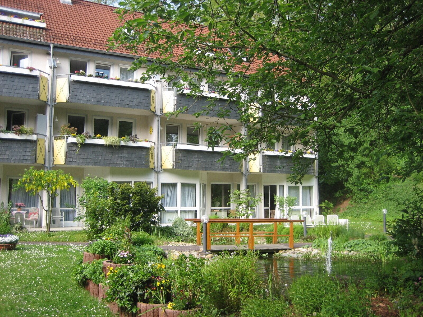 Immobilienangebot - Marburg - Wohnen - ars vivendi - Marburg, Eigentumswohnung inkl. TG-Stellplatz! Keine Käuferprovision!