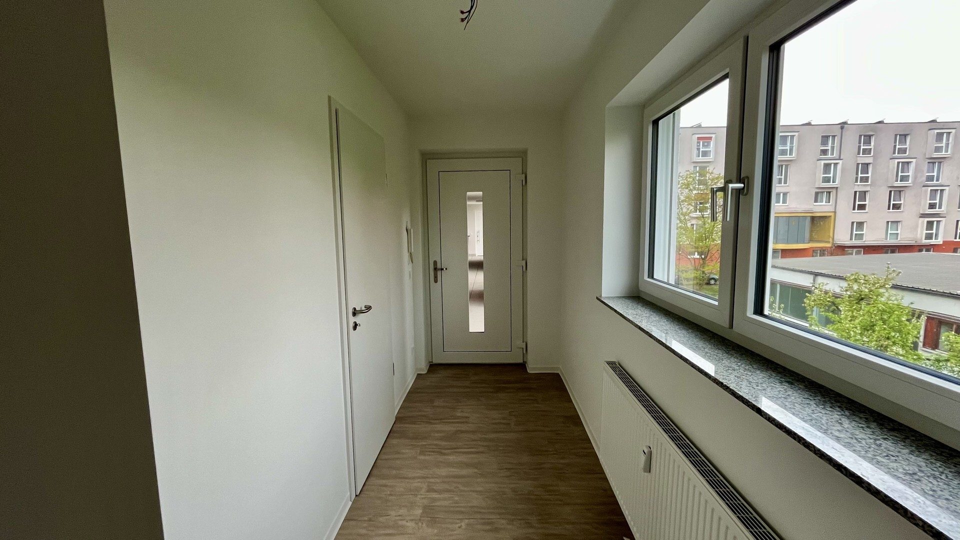 Immobilienangebot - Kassel / Wesertor - Wohnen - 2ZKB- Seniorenwohnung in zentraler Lage von Kassel! Vermietbar nur für 2 Personen mit WBS!
