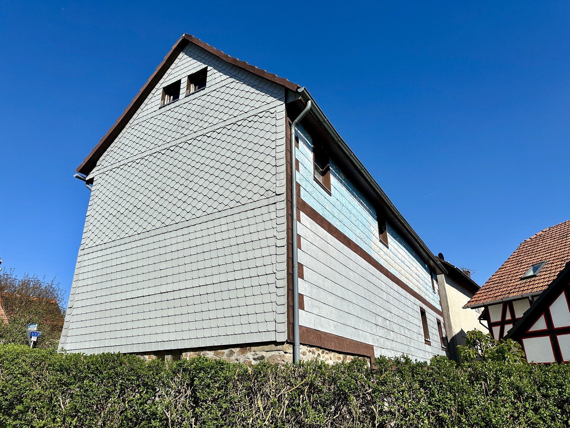 Immobilienangebot - Homberg (Efze) - Wohnen - Fachwerkhaus mit Scheune – Platz für Ideen und Handwerk! Keine Käuferprovision!