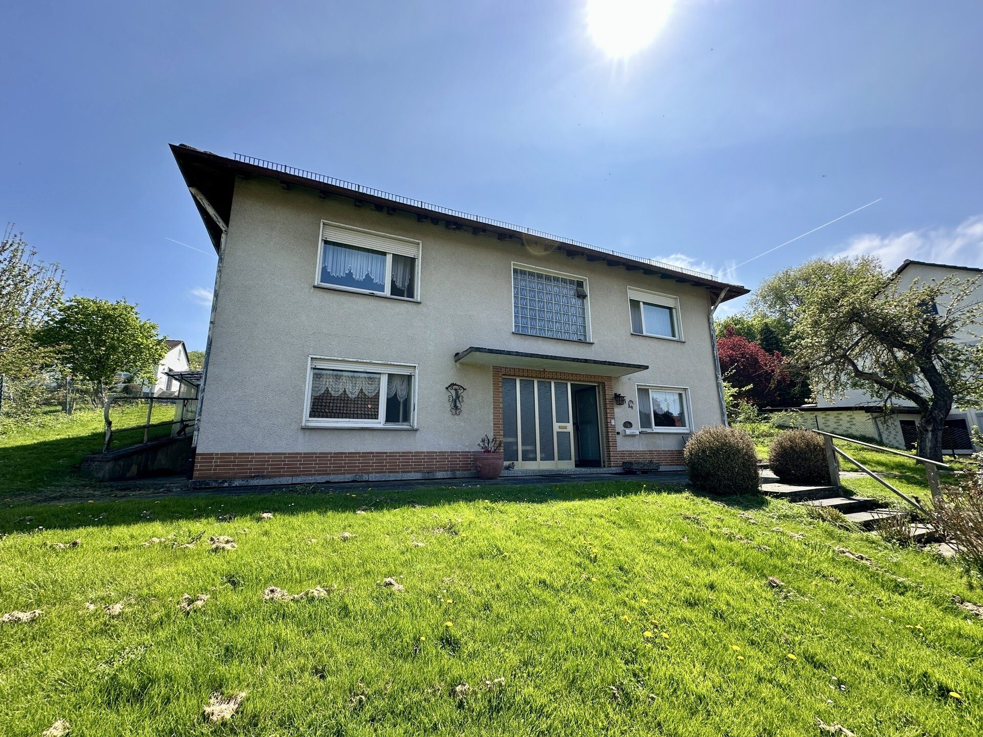 Immobilienangebot - Wabern - Wohnen - Einfamilienhaus mit Hof, Stallungen und viel Raum für Ihre Ideen! Keine Käuferprovision!