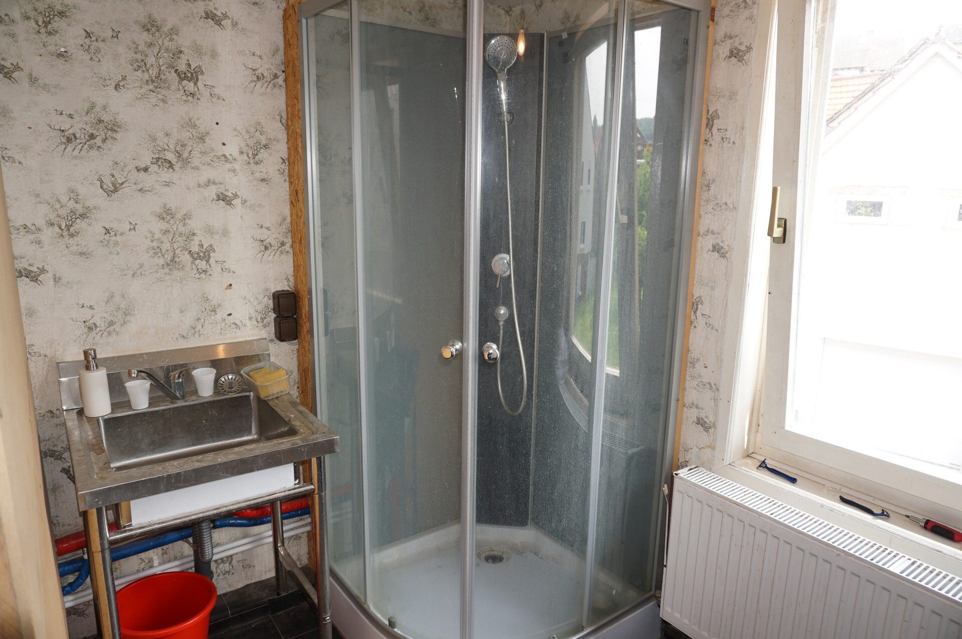 Immobilienangebot - Felsberg - Wohnen - Großzügiges Haus für Handwerker. Keine Käuferprovision!