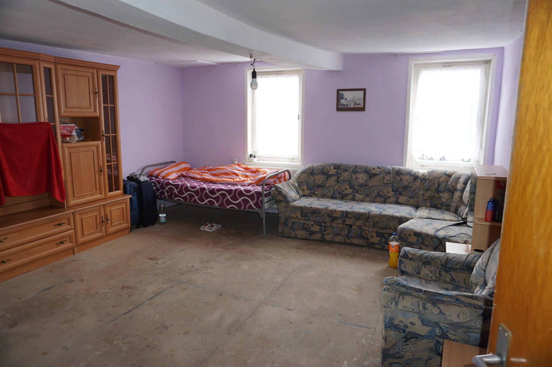Immobilienangebot - Felsberg - Wohnen - Großzügiges Haus für Handwerker. Keine Käuferprovision!