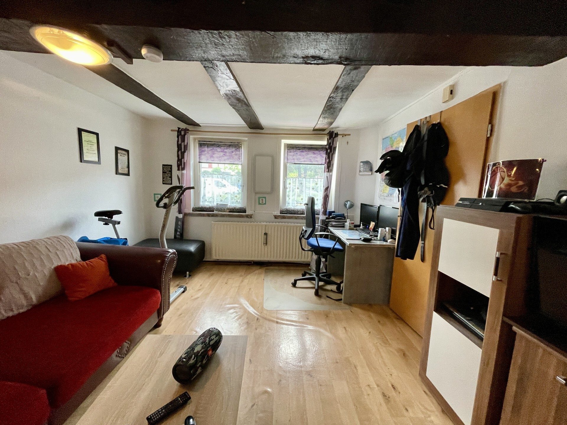 Immobilienangebot - Helsa - Wohnen - Endlich was Eigenes: Renoviertes Fachwerkhaus in Helsa!
KEINE KÄUFERPROVISION