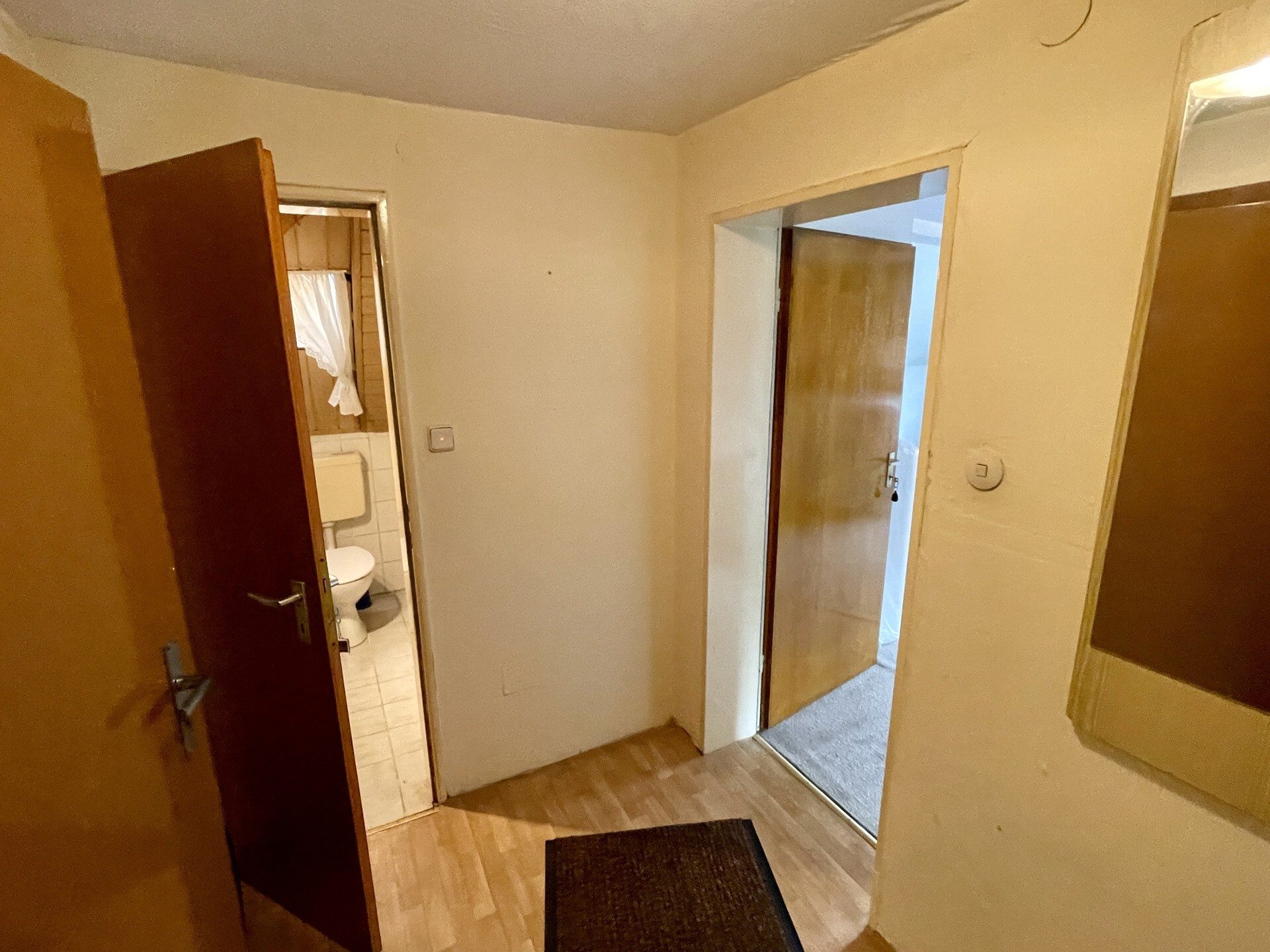 Immobilienangebot - Helsa - Wohnen - Endlich was Eigenes: Renoviertes Fachwerkhaus in Helsa!
KEINE KÄUFERPROVISION