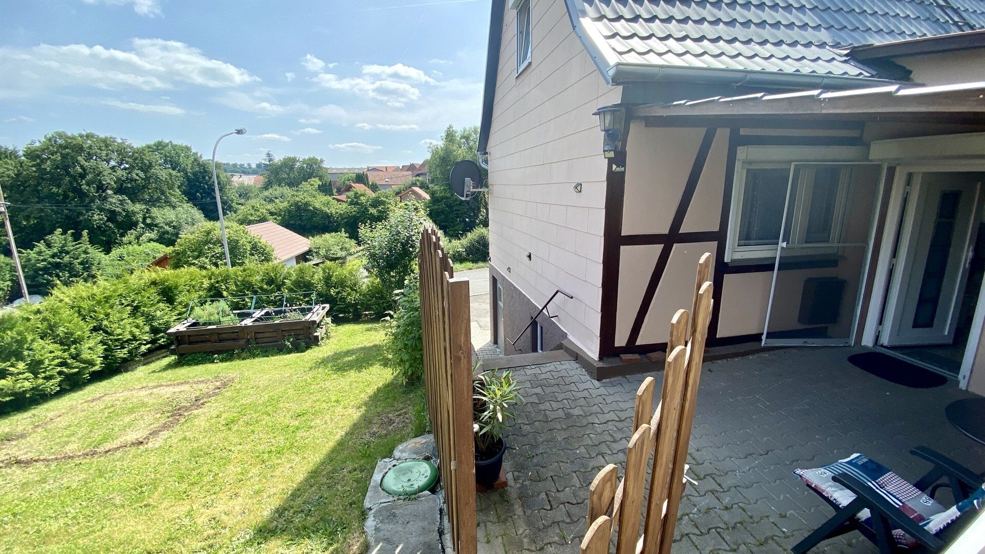 Immobilienangebot - Knüllwald - Wohnen - Renoviertes Einfamilienhaus in Knüllwald-OT zu verkaufen! KEINE KÄUFERPROVISION!