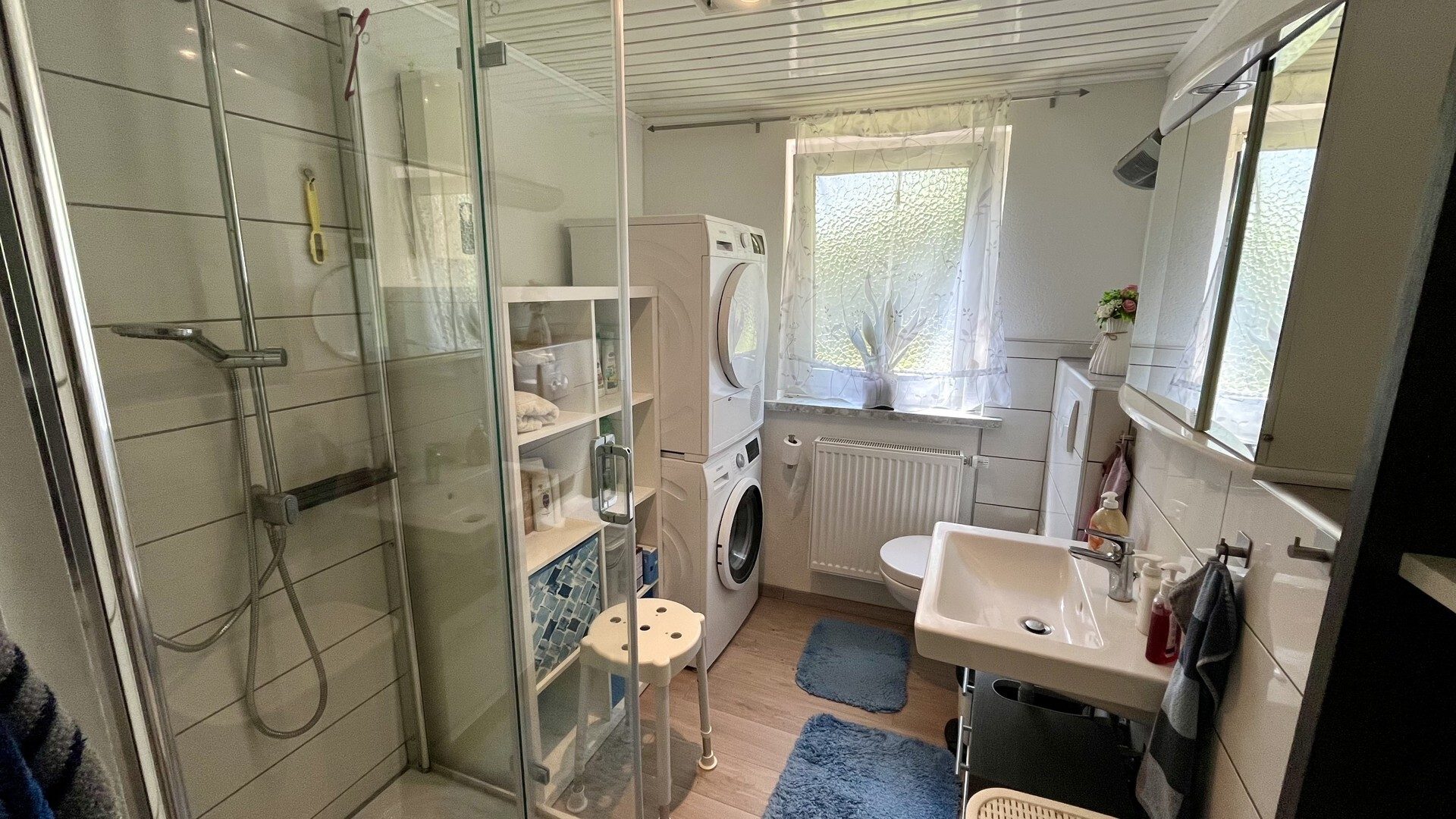 Immobilienangebot - Knüllwald - Wohnen - Renoviertes Einfamilienhaus in Knüllwald-OT zu verkaufen! KEINE KÄUFERPROVISION!