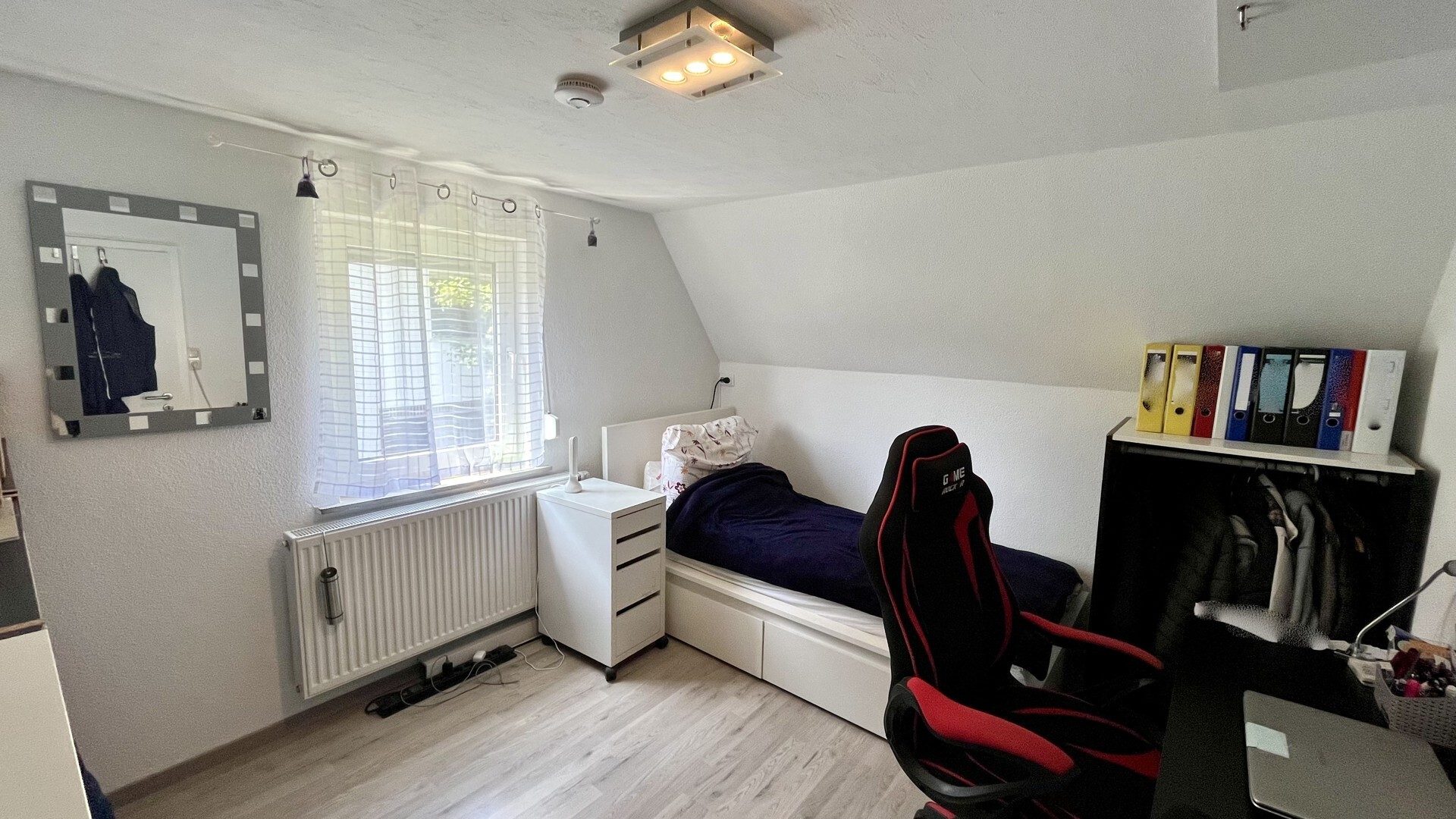 Immobilienangebot - Knüllwald - Wohnen - Renoviertes Einfamilienhaus in Knüllwald-OT zu verkaufen! KEINE KÄUFERPROVISION!