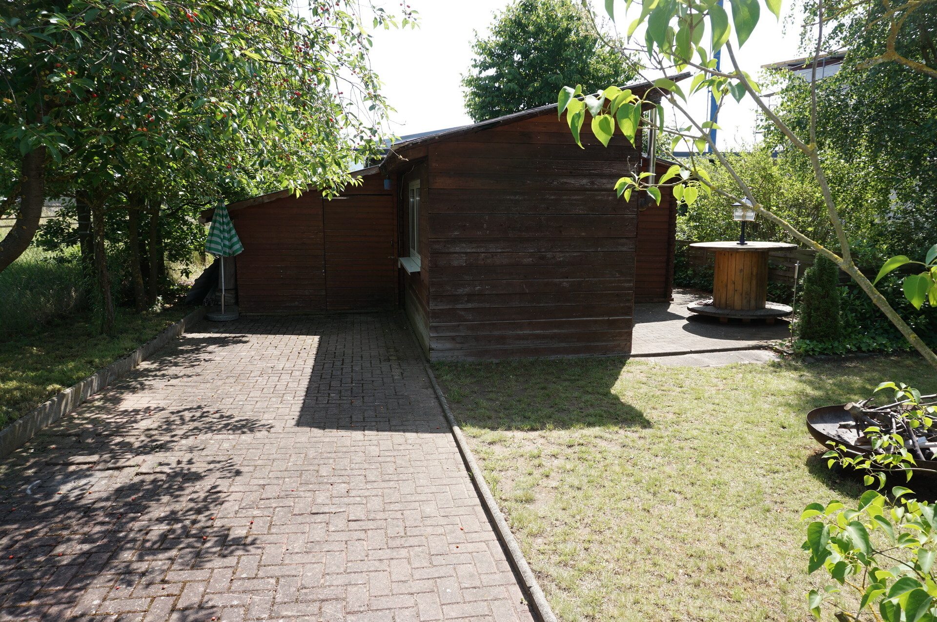 Immobilienangebot - Felsberg - Wohnen - Modernisiertes Einfamilienhaus mit Halle. Keine Käuferprovision!