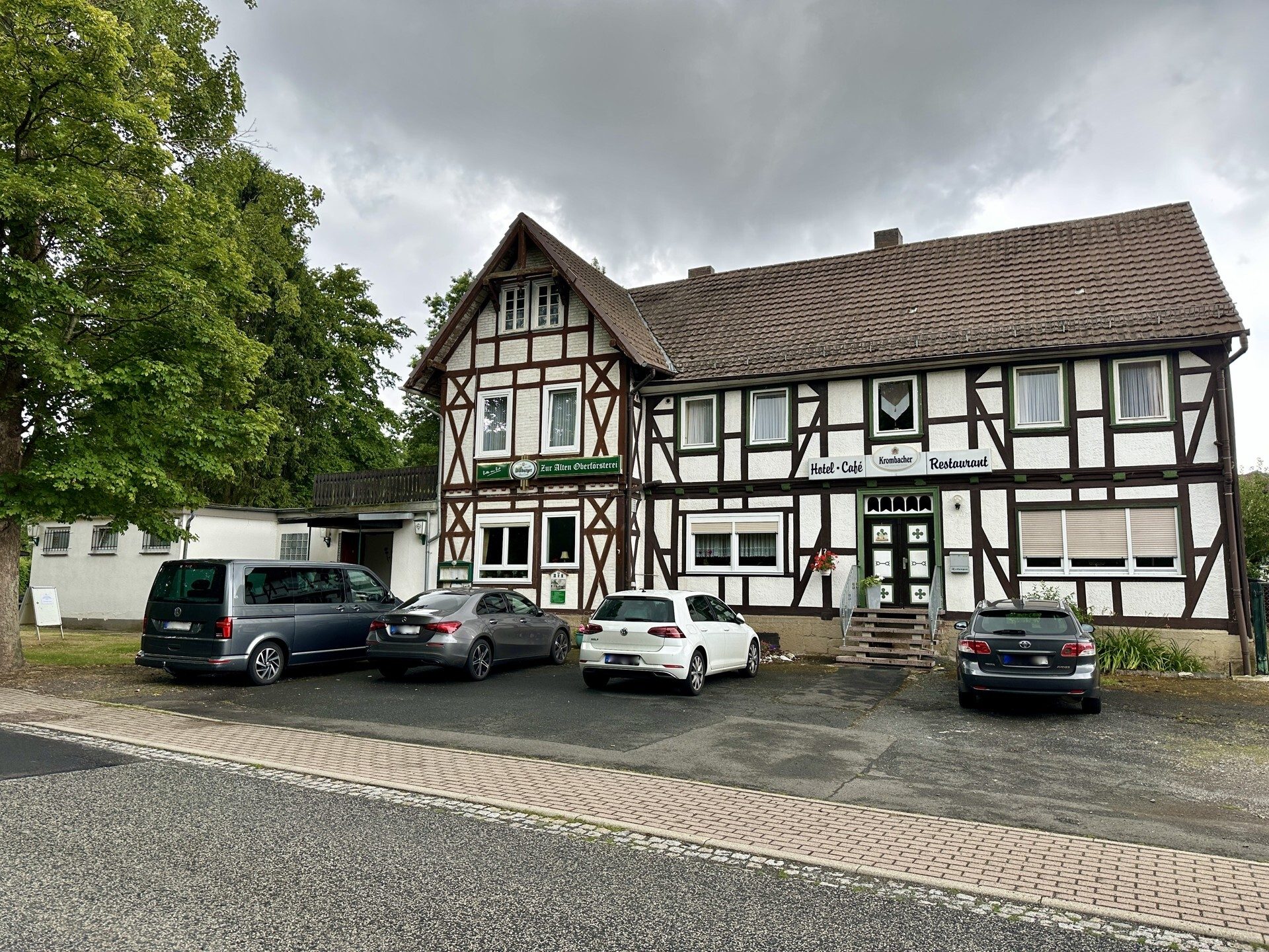 Immobilienangebot - Knüllwald - Gewerbe - Historisches Gasthaus mit Pension in Knüllwald OT! Keine Käuferprovision!