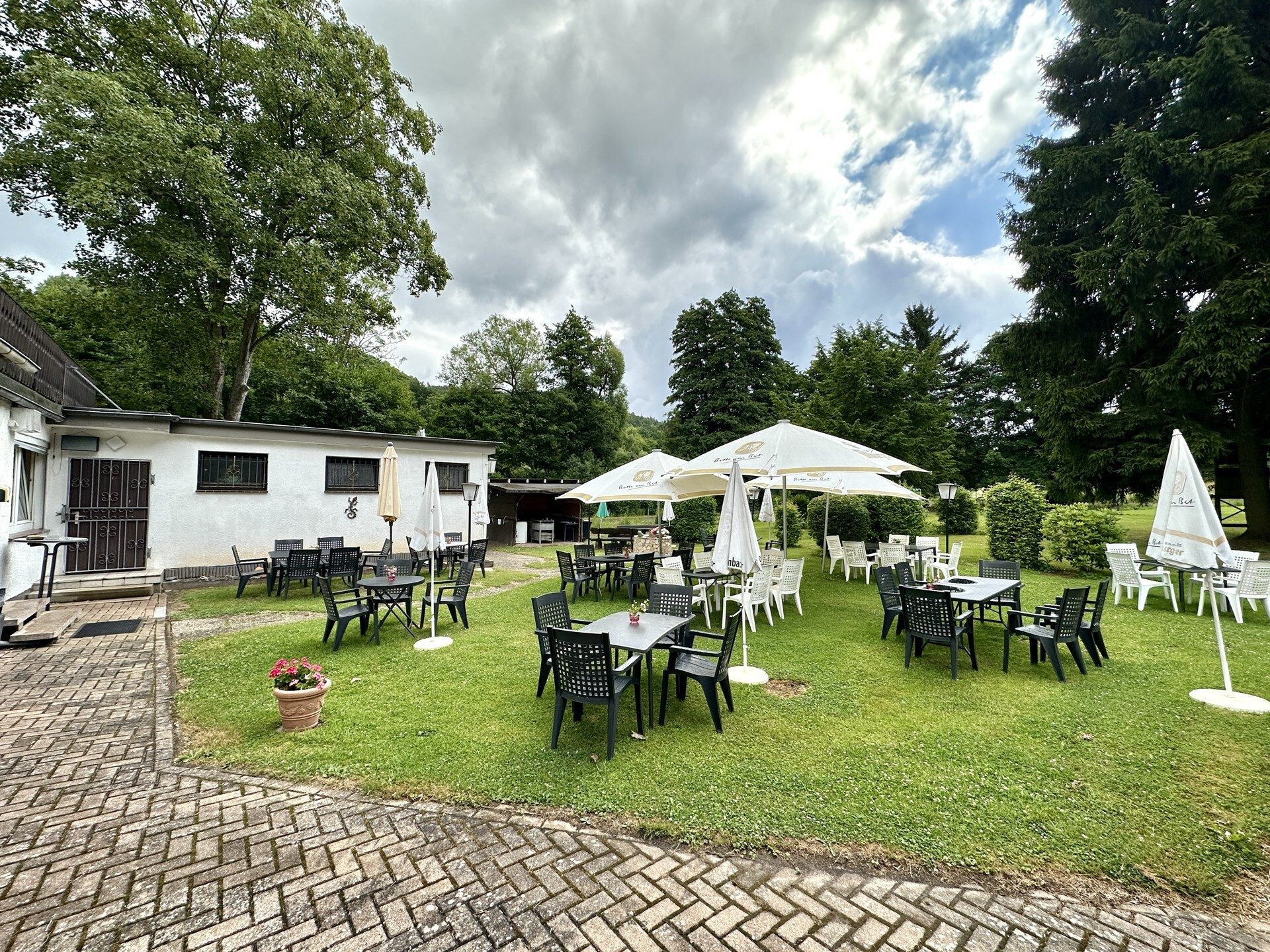 Immobilienangebot - Knüllwald - Gewerbe - Historisches Gasthaus mit Pension in Knüllwald OT! Keine Käuferprovision!