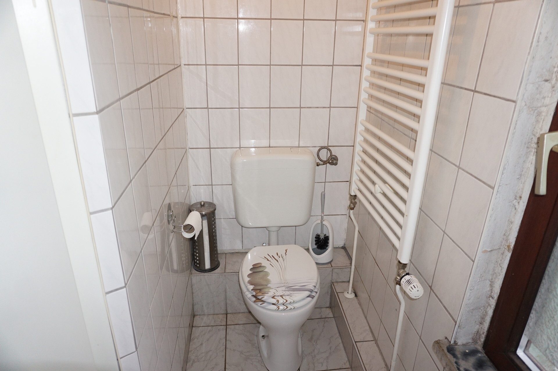 Immobilienangebot - Spangenberg - Wohnen - Renovierungsbedürftiges Haus sucht Handwerker. Keine Käuferprovision!