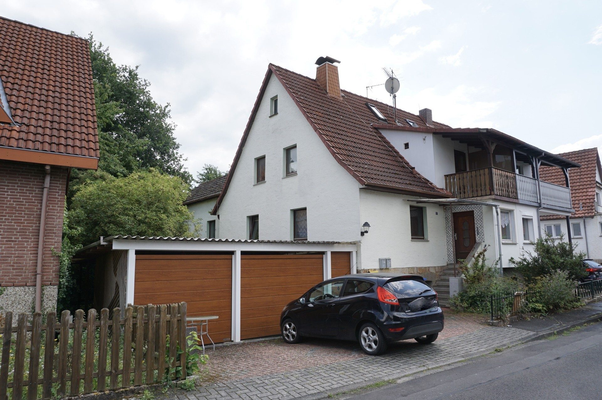Immobilienangebot - Spangenberg - Wohnen - Renovierungsbedürftiges Haus sucht Handwerker. Keine Käuferprovision!