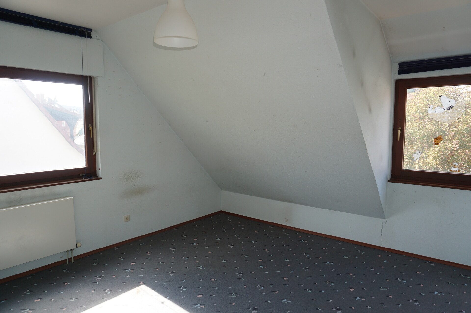 Immobilienangebot - Spangenberg - Wohnen - Großzügiges Einfamilienhaus in Spangenberg. Keine Käuferprovision!