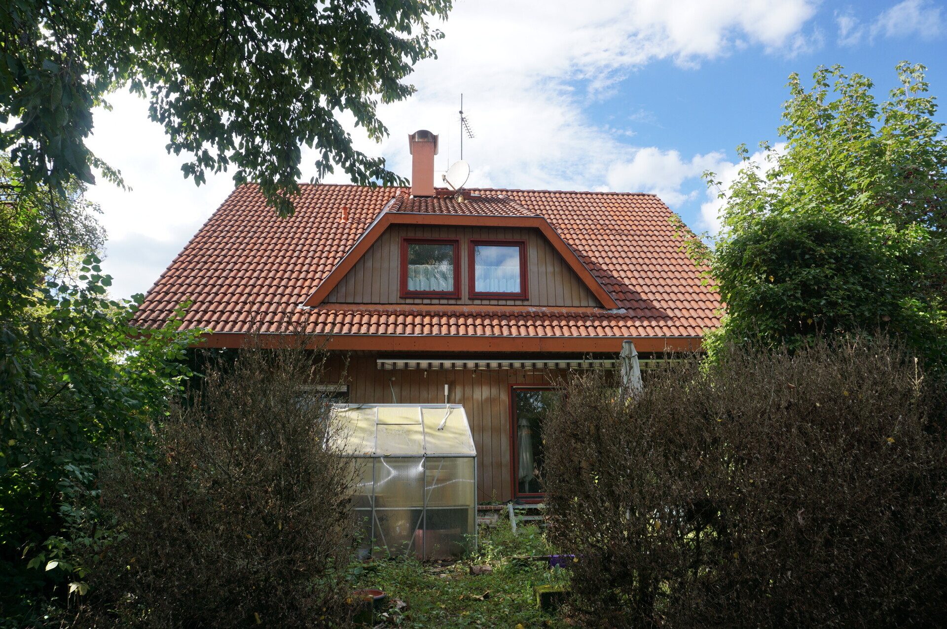 Immobilienangebot - Spangenberg - Wohnen - Großzügiges Einfamilienhaus in Spangenberg. Keine Käuferprovision!