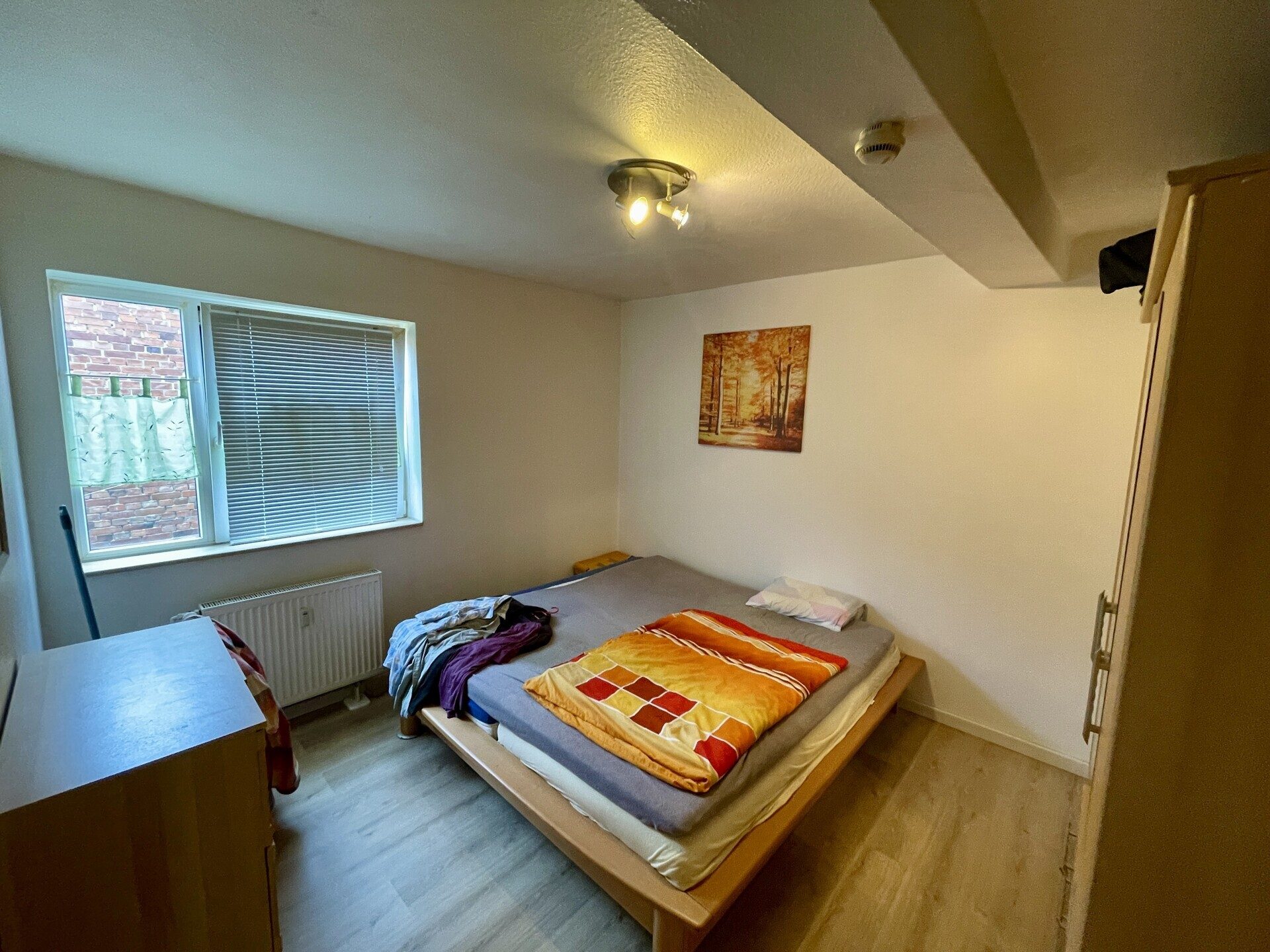 Immobilienangebot - Baunatal / Großenritte - Wohnen - Attraktive Steuervorteile möglich:
Wohn- und Geschäftshaus zentral in Großenritte!
