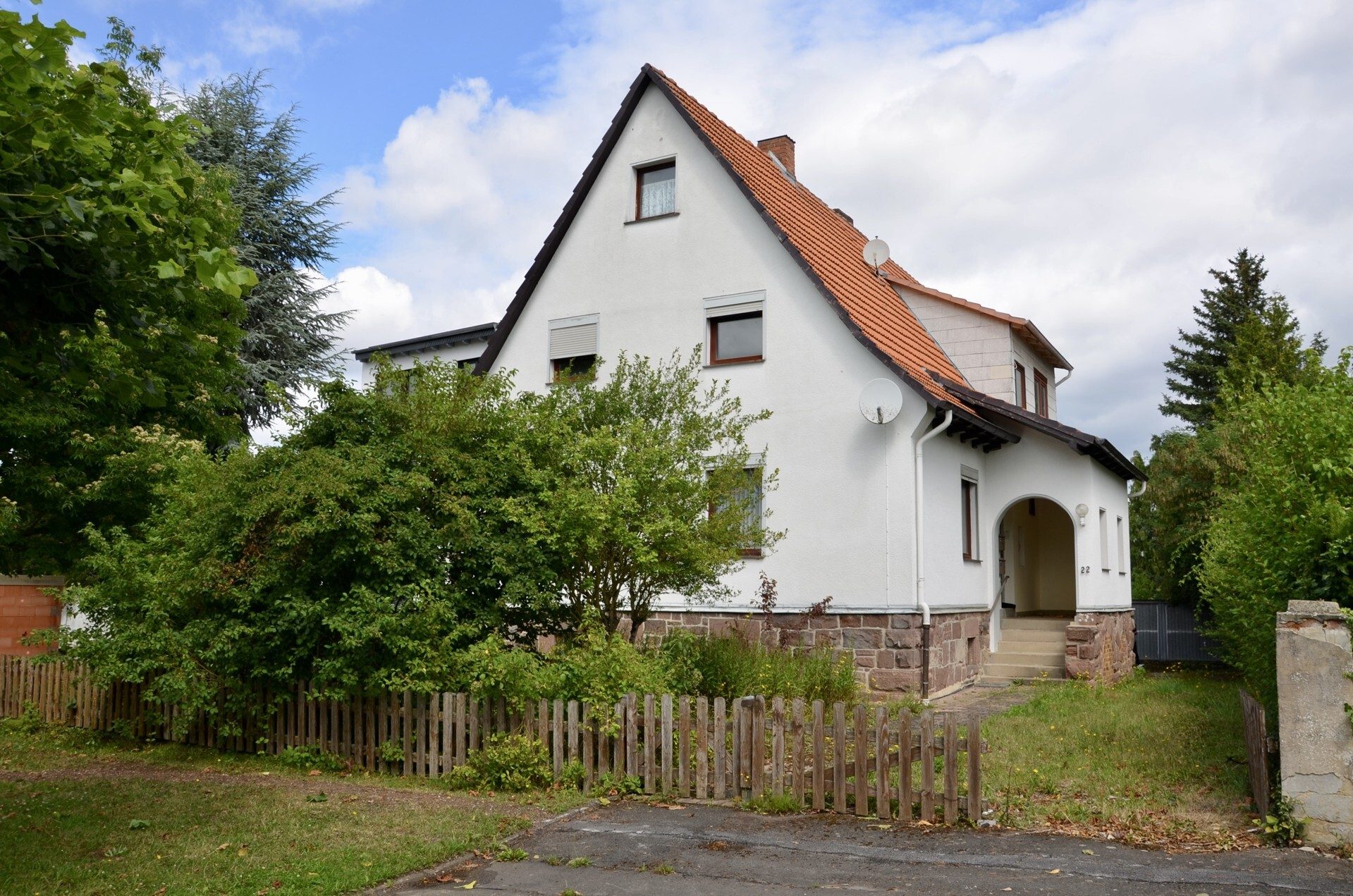 Immobilienangebot - Fritzlar - Wohnen - Zweifamilienhaus mit Potenzial – bis zu 4 Wohneinheiten möglich. KEINE KÄUFERPROVISION!