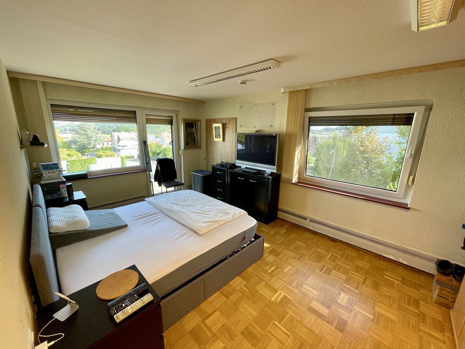 Immobilienangebot - Habichtswald / Dörnberg - Wohnen - Großzügiges EFH mit Tiefgarage zur vielseitigen Verwendung! KEINE KÄUFERPROVISION