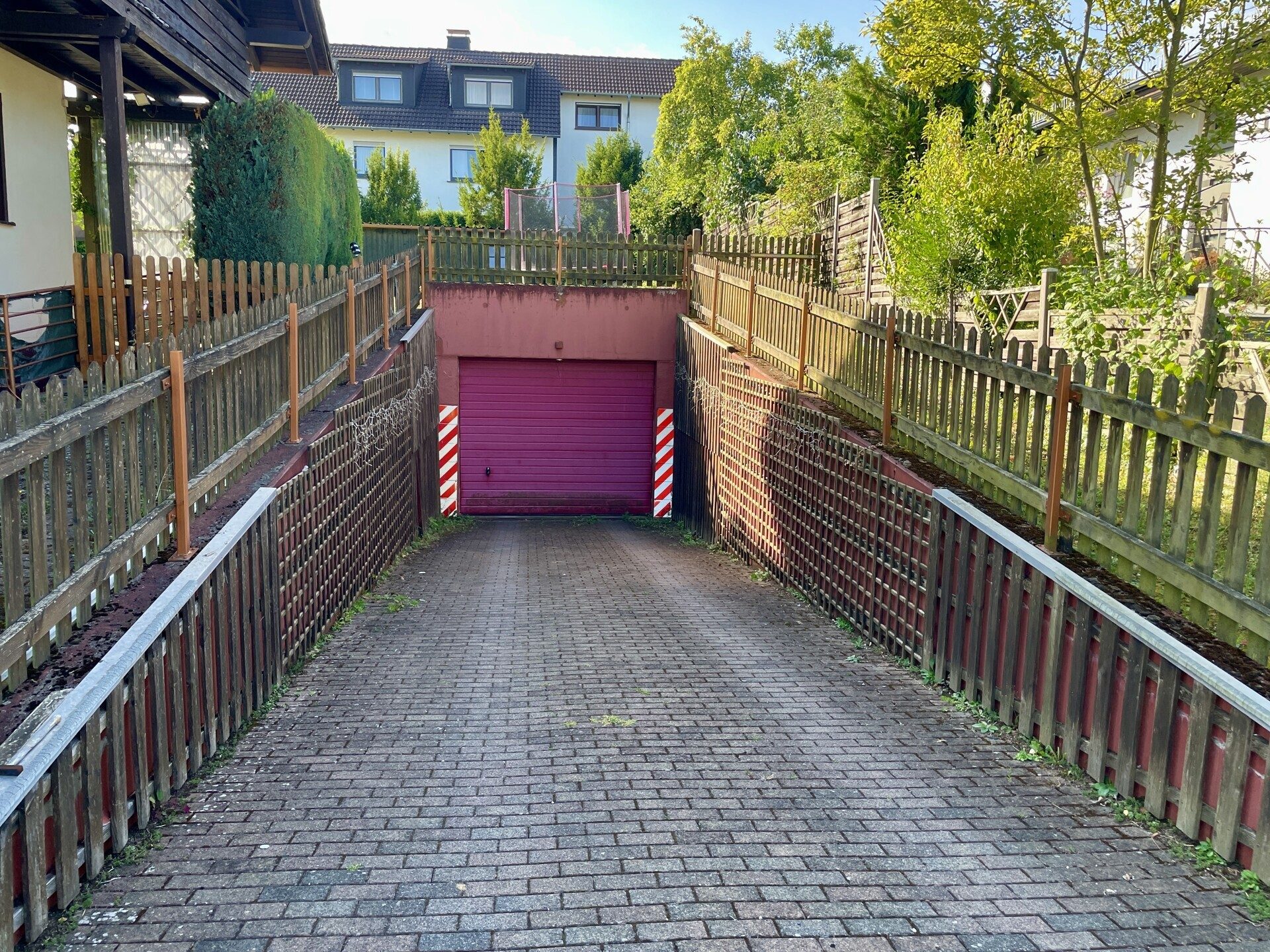 Immobilienangebot - Habichtswald / Dörnberg - Wohnen - Großzügiges EFH mit Tiefgarage zur vielseitigen Verwendung! KEINE KÄUFERPROVISION