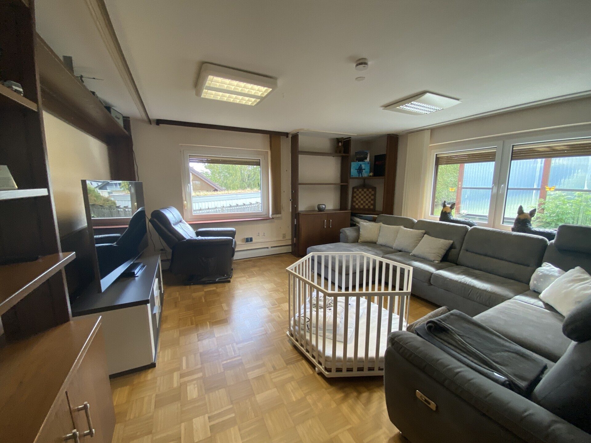 Immobilienangebot - Habichtswald / Dörnberg - Wohnen - Großzügiges EFH mit Tiefgarage zur vielseitigen Verwendung! KEINE KÄUFERPROVISION