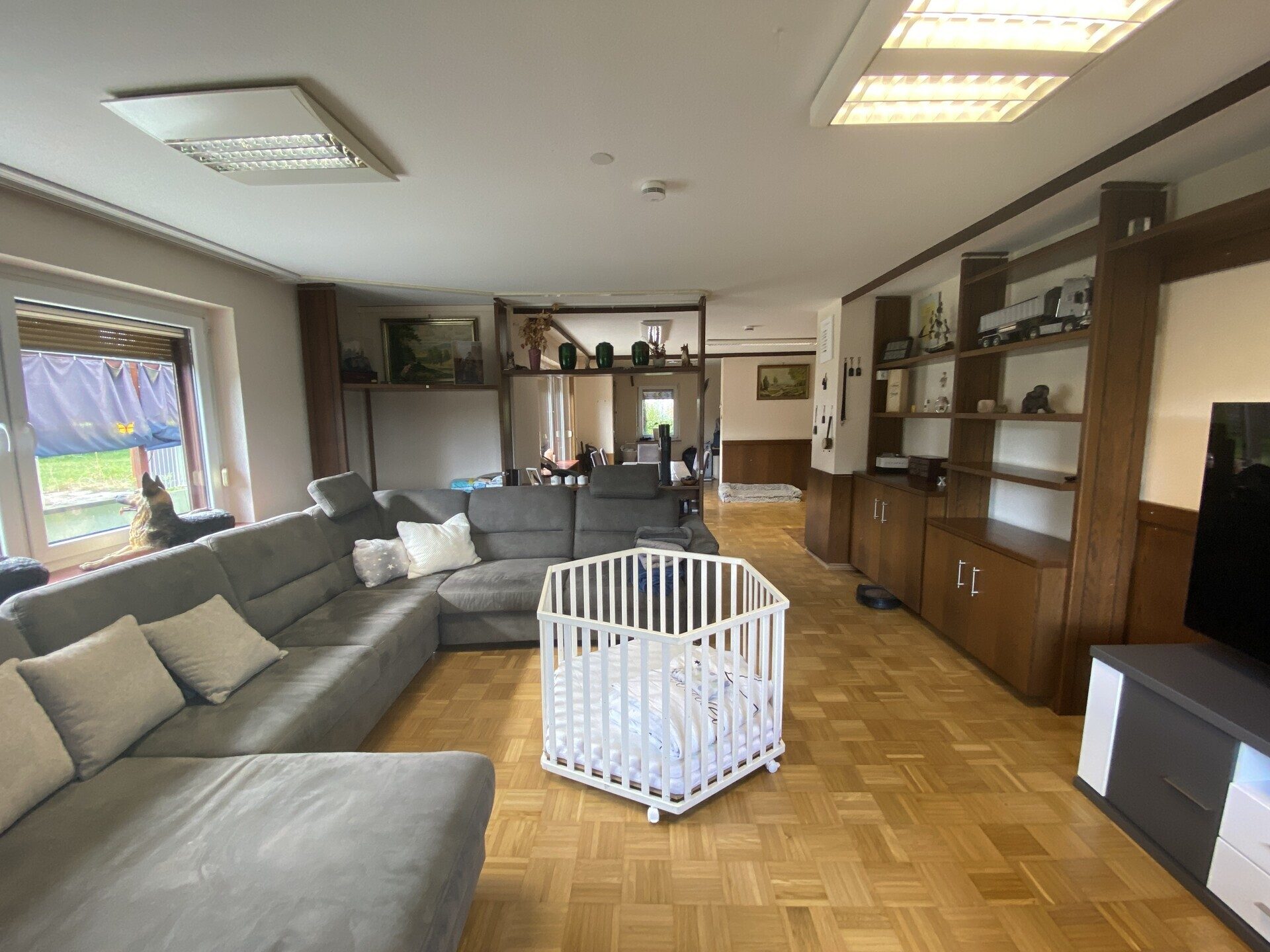 Immobilienangebot - Habichtswald / Dörnberg - Wohnen - Großzügiges EFH mit Tiefgarage zur vielseitigen Verwendung! KEINE KÄUFERPROVISION