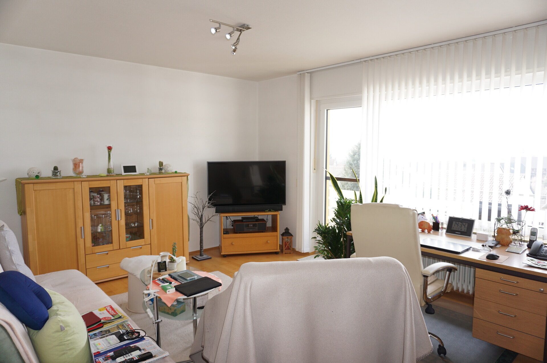 Immobilienangebot - Guxhagen - Wohnen - Rundum gepflegtes Einfamilienhaus in Guxhagen. Keine Käuferprovision!