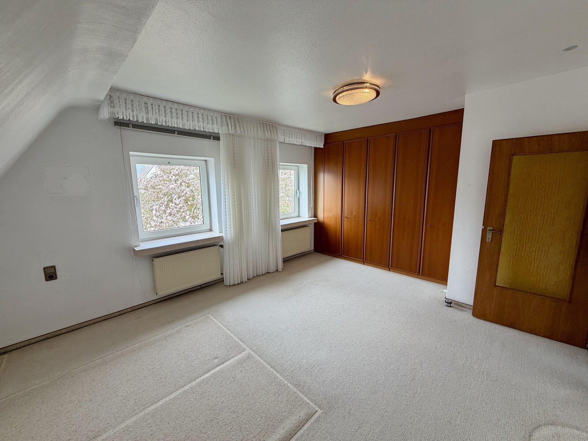 Immobilienangebot - Kassel - Wohnen - Ideal für Paare oder kleine Familien: EFH in Kirchditmold! KEINE KÄUFERPROVISION