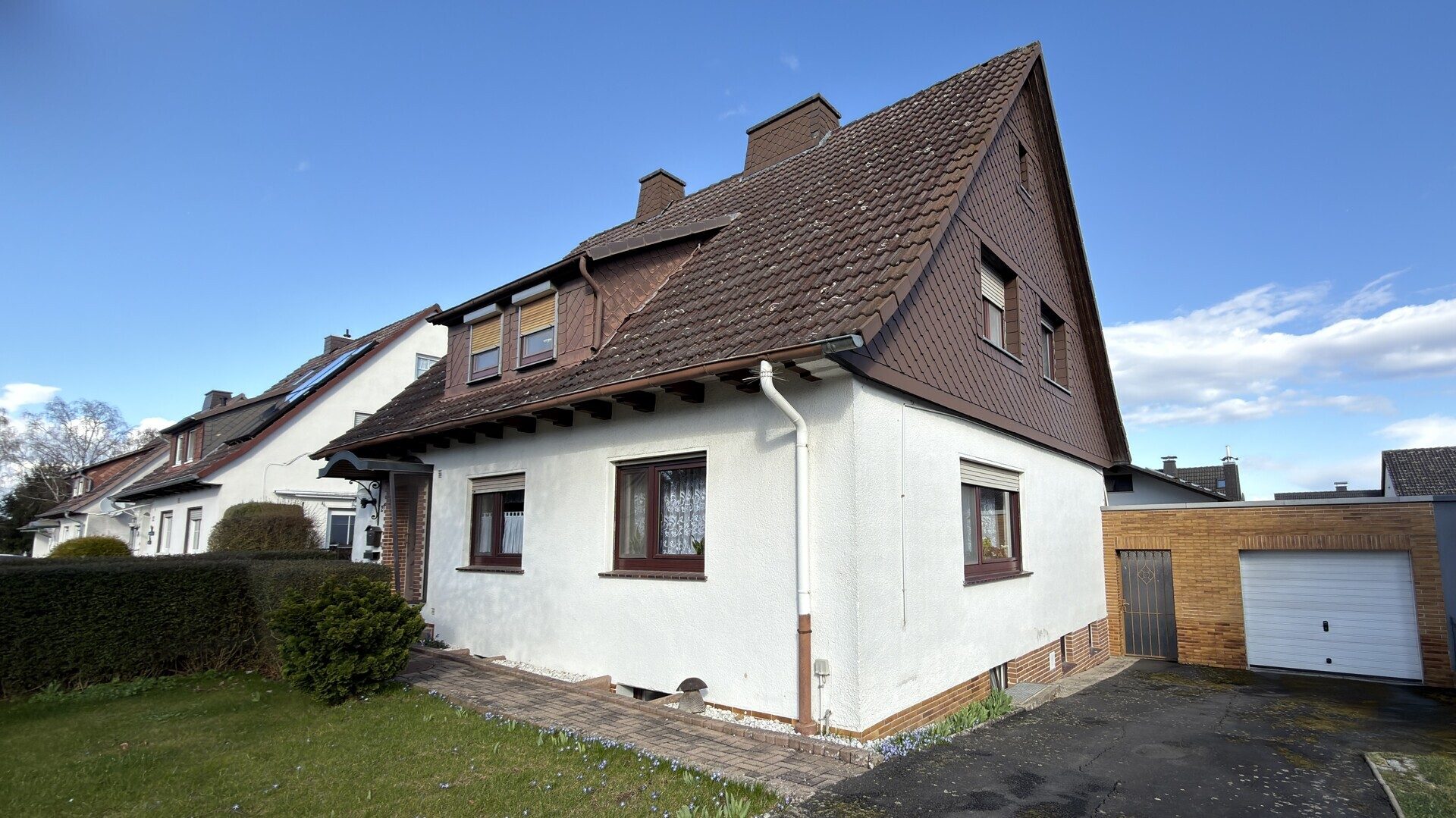 Immobilienangebot - Borken - Wohnen - Großzügiges Zweifamilienhaus mit Garten in ruhiger Lage – KEINE KÄUFERPROVISION !