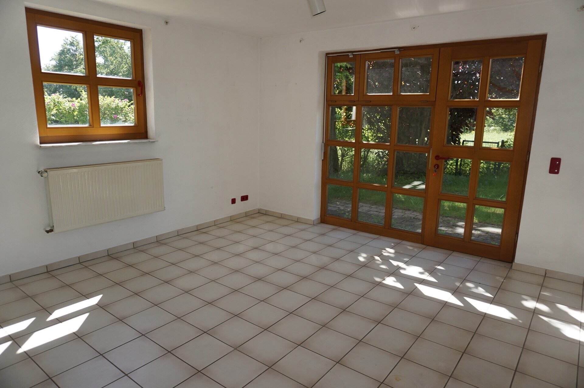 Immobilienangebot - Felsberg / Neuenbrunslar - Wohnen - Für alle, die Privatsphäre und Naturnähe suchen. Keine Käuferprovision!