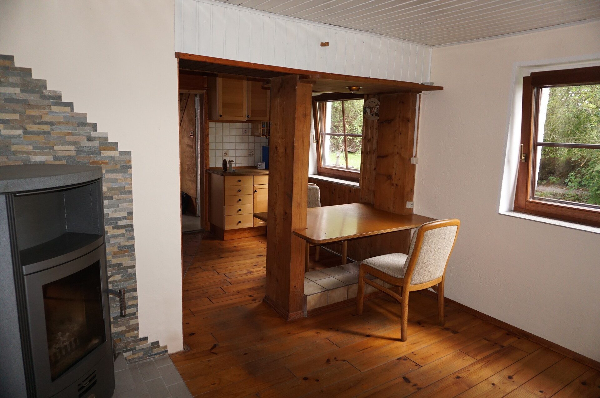Immobilienangebot - Melsungen / Röhrenfurth - Wohnen - Bahnwärterhäuschen für Individualisten. Keine Käuferprovision!