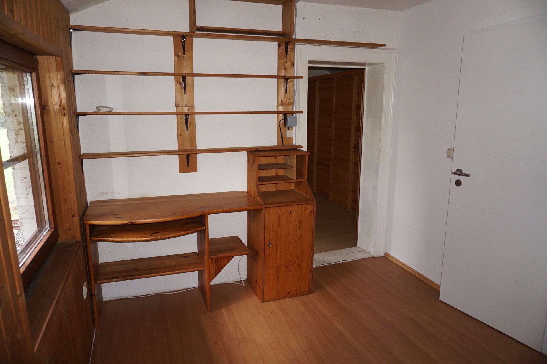 Immobilienangebot - Melsungen / Röhrenfurth - Wohnen - Bahnwärterhäuschen für Individualisten. Keine Käuferprovision!