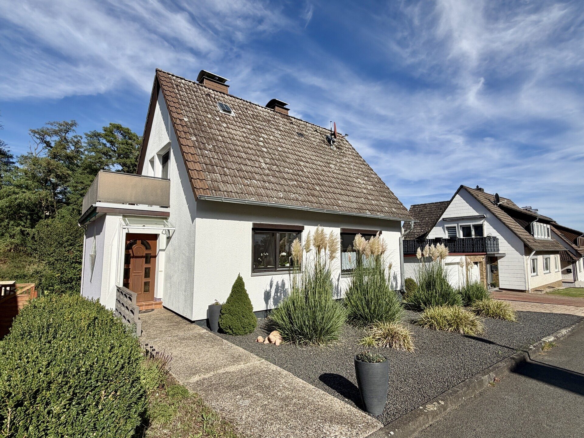 Immobilienangebot - Schauenburg / Hoof - Wohnen - Kompaktes und gepflegtes Familiendomizil in Hoof!
KEINE KÄUFERPROVISION