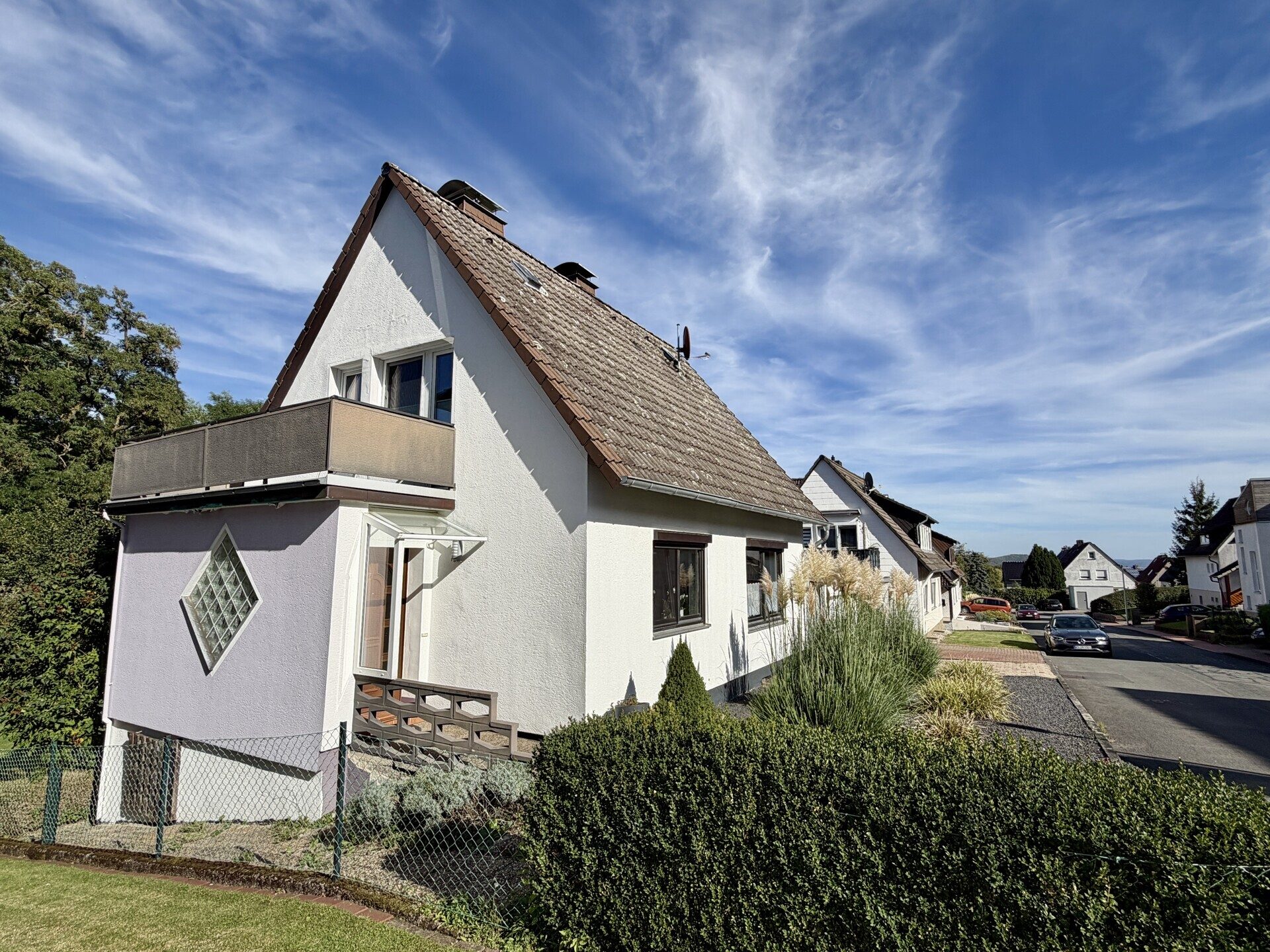 Immobilienangebot - Schauenburg / Hoof - Wohnen - Kompaktes und gepflegtes Familiendomizil in Hoof!
KEINE KÄUFERPROVISION