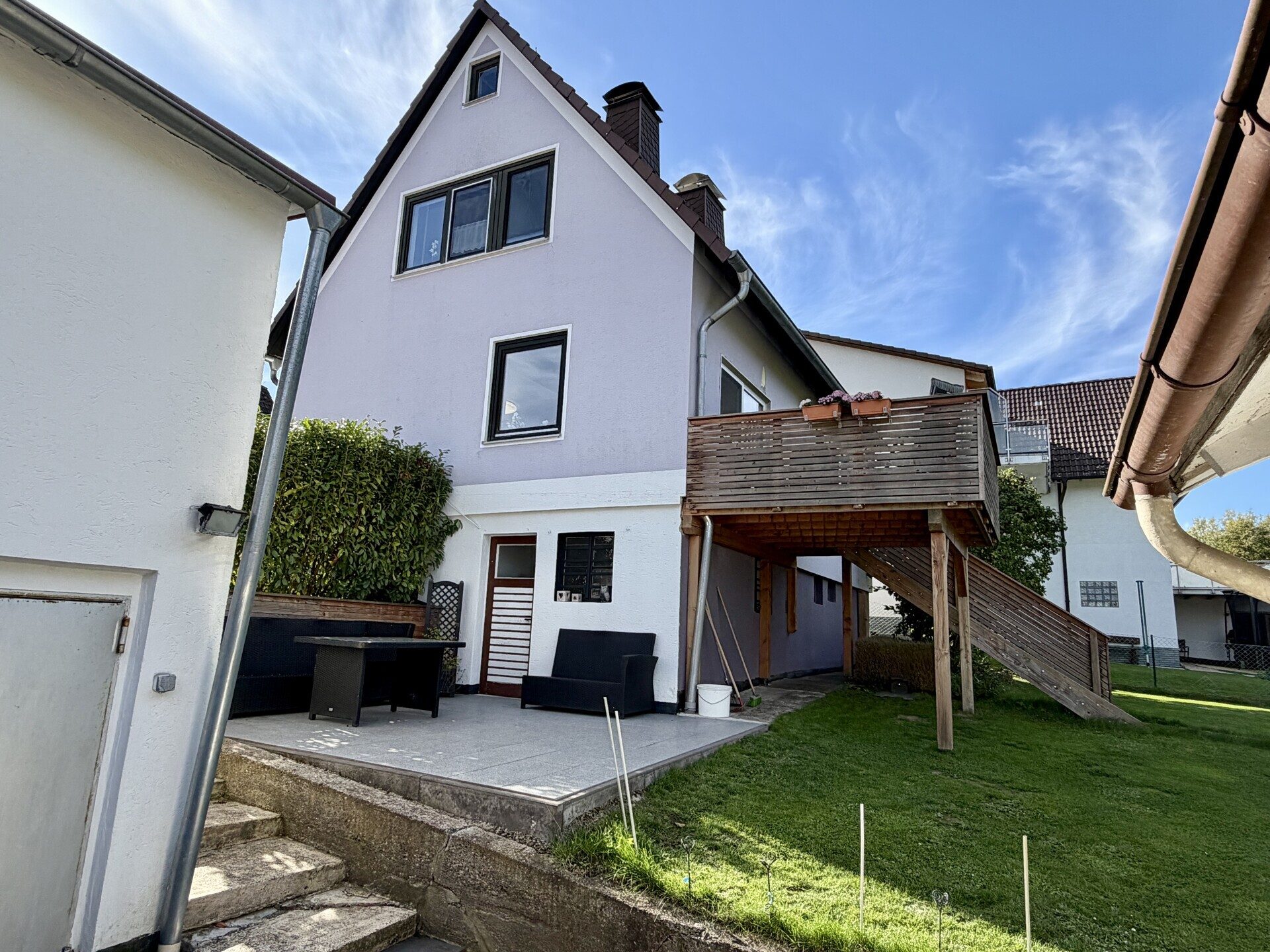 Immobilienangebot - Schauenburg / Hoof - Wohnen - Kompaktes und gepflegtes Familiendomizil in Hoof!
KEINE KÄUFERPROVISION