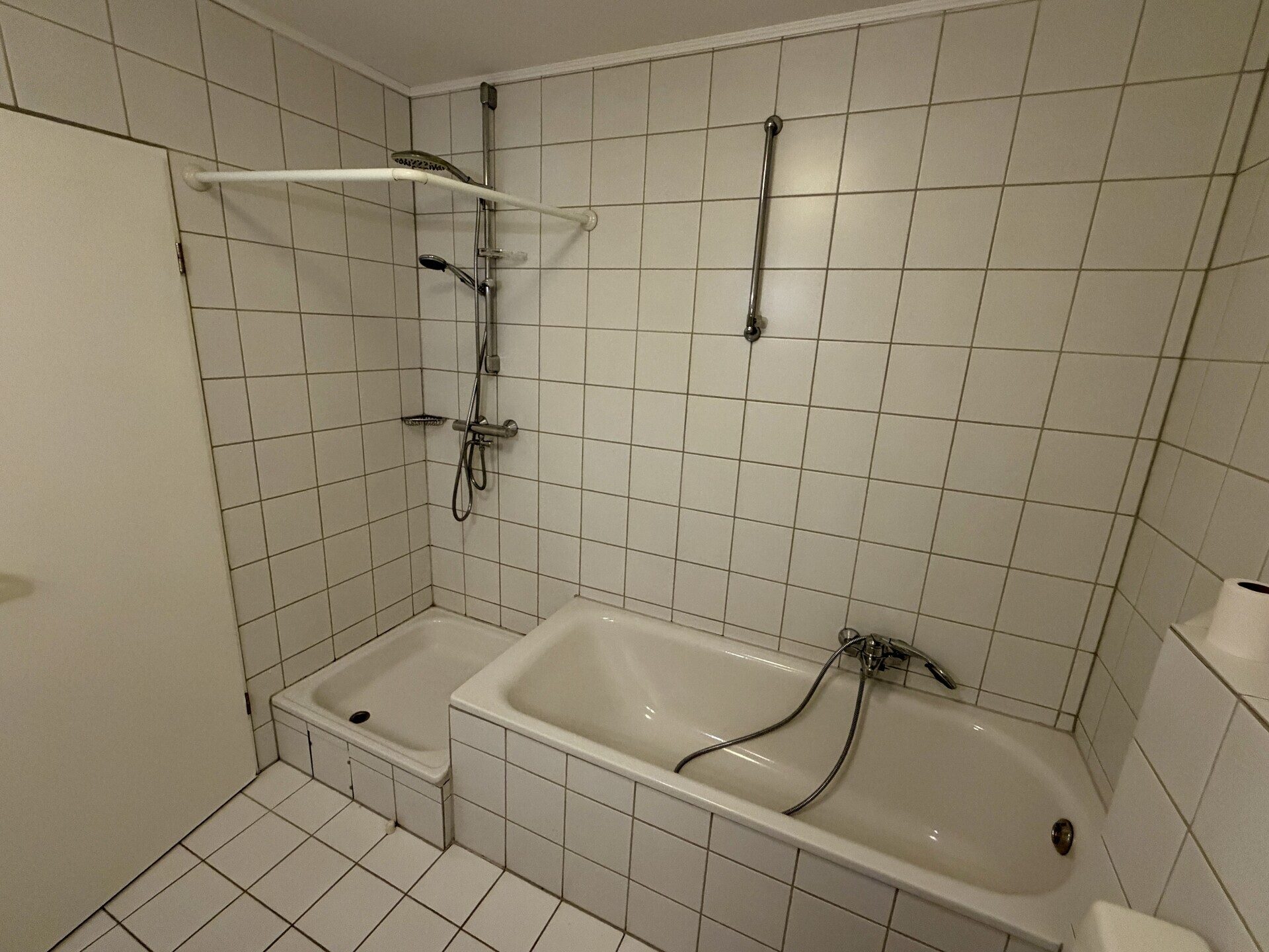 Immobilienangebot - Kassel / Nord (Holland) - Wohnen - Gepflegte Maisonette-ETW, ideal für Familien oder Studenten-WG! KEINE KÄUFERPROVISION