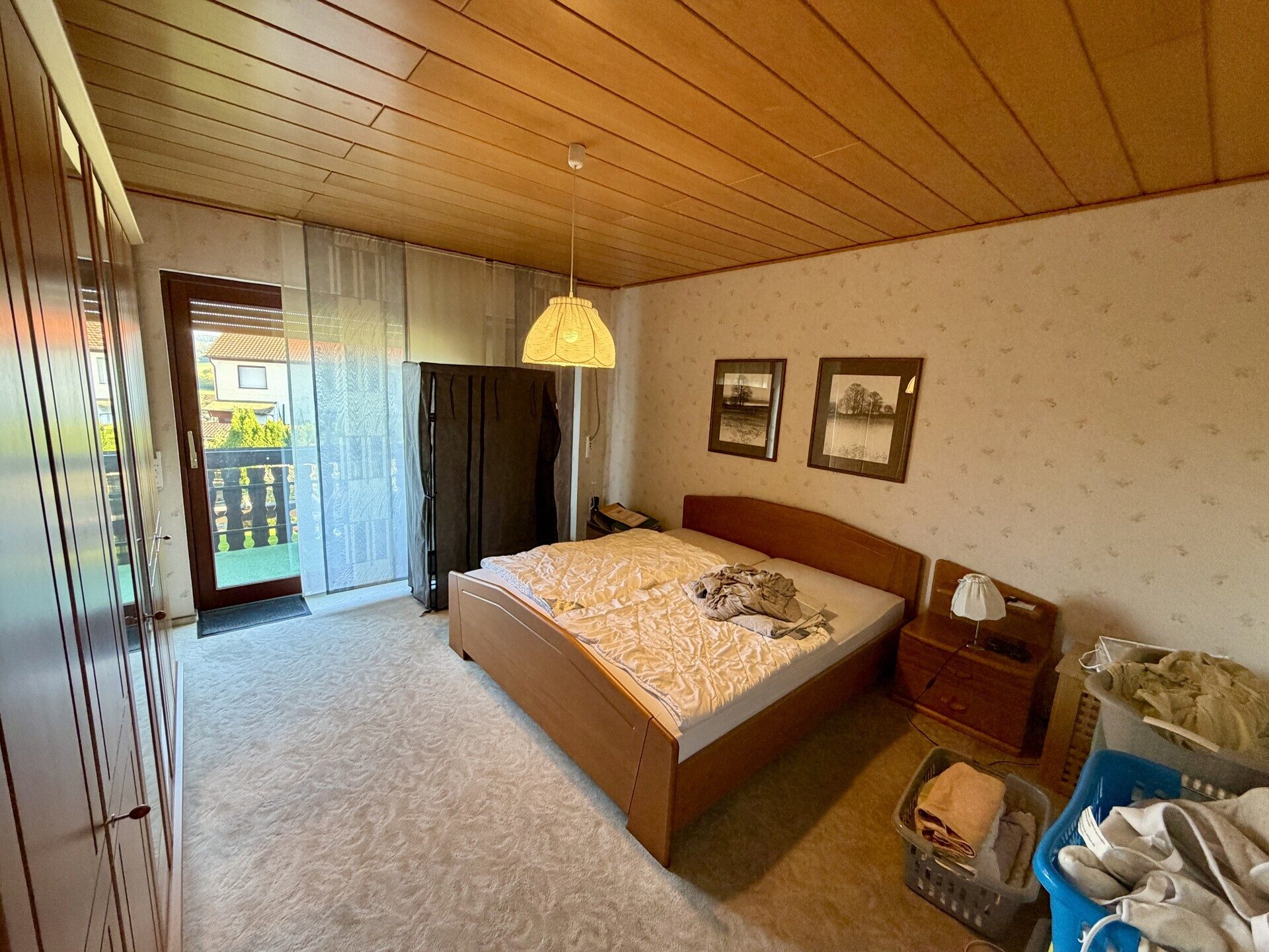 Immobilienangebot - Knüllwald / Oberbeisheim - Wohnen - Gepflegtes Zuhause für mehrere Generationen!
KEINE KÄUFERPROVISION