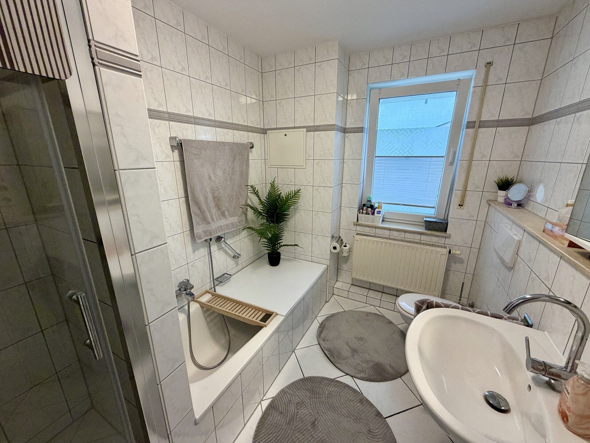 Immobilienangebot - Homberg (Efze) - Wohnen - Vermietete 3-ZKB-Wohnung mit Balkon – Keine Käuferprovision!