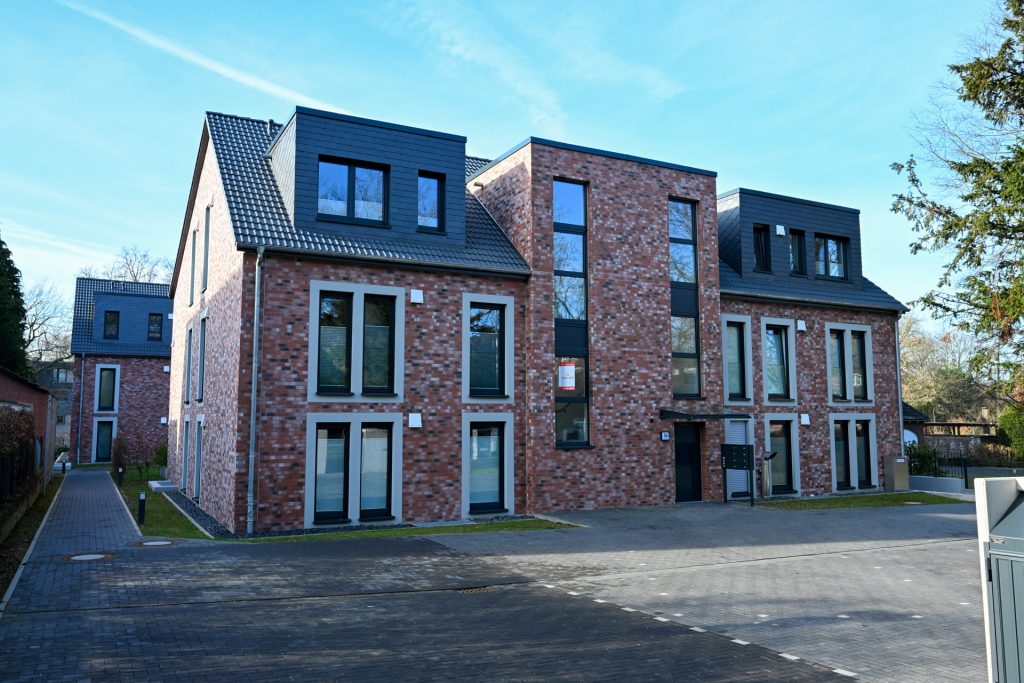 Hauseingang Immobilienangebot - Bochum - Alle - Kapitalanleger oder Eigennutzer aufgepasst: Terrassenwohnung als Erstbezug im Ehrenfeld