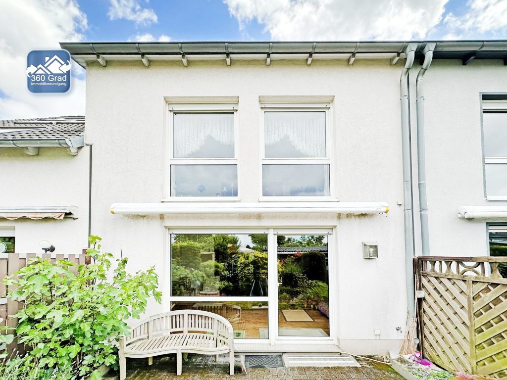 Rückansicht Immobilienangebot - Bochum - Alle - Gepflegtes Eigenheim mit Garten
und Garage in Günnigfeld