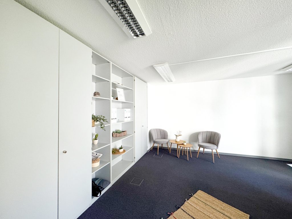Immobilienangebot - Bochum - Alle - Vermietete Büroimmobilie mit guter Anbindung in Nähe 
der Bochumer Innenstadt