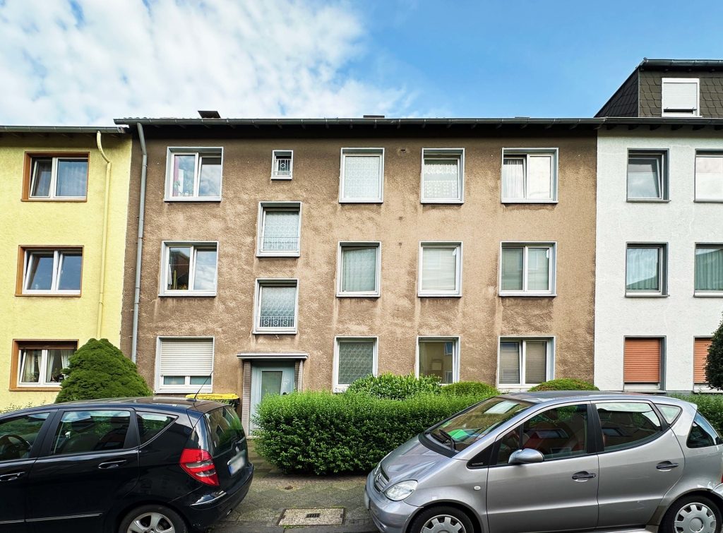 Vorderansicht Immobilienangebot - Bochum - Alle - Attraktive Kapitalanlage mit Fernwärmeheizung und Potenzial
in Citynähe