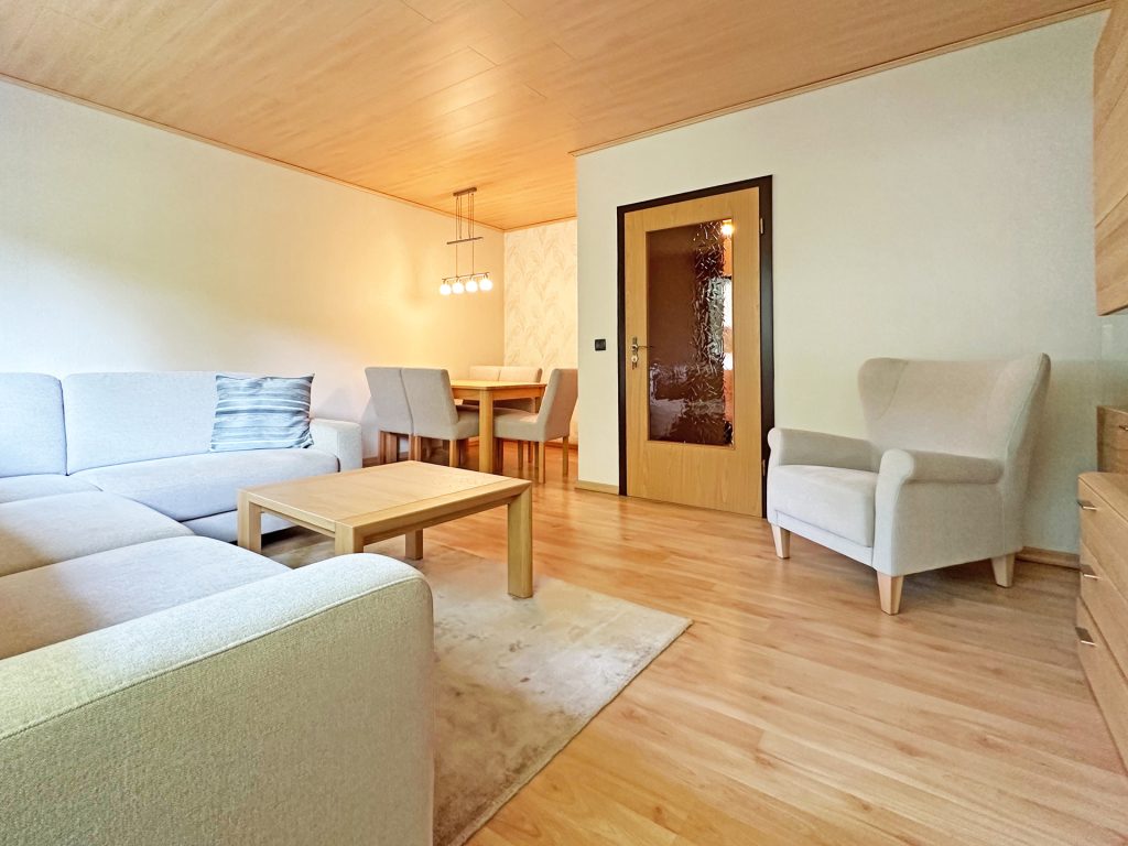 Wohnzimmer Immobilienangebot - Bochum - Alle - Allrounder: Praktische 4,5 Zimmer
in Langendreer