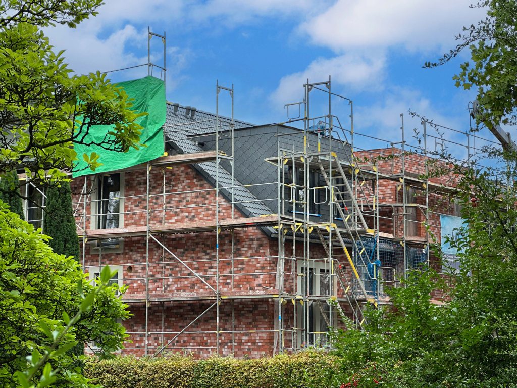 Immobilienangebot - Bochum - Alle - Penthouseflair mit Dachterrasse - der Innenausbau läuft bereits