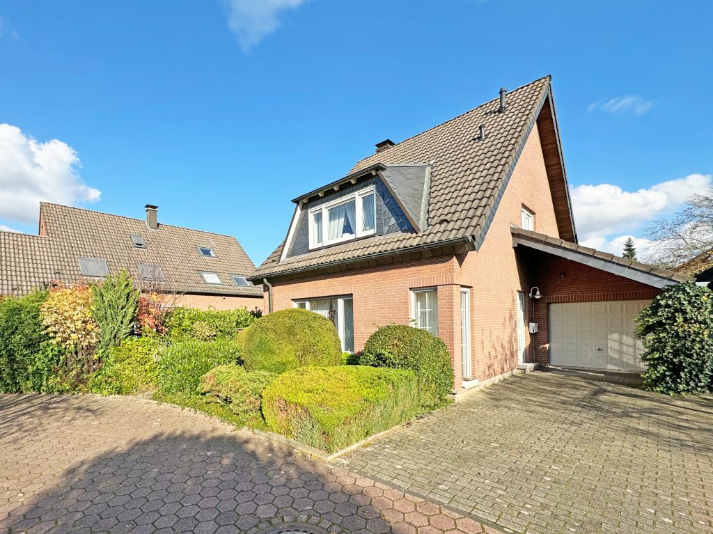 Vorderansicht Immobilienangebot - Bochum - Alle - Sonnige Aussichten in guter Lage
von Höntrop