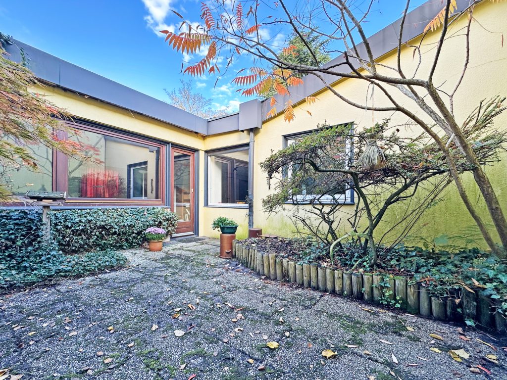 Rückansicht Immobilienangebot - Bochum - Alle - Bungalow: Wohnen auf einer Ebene
in Langendreer