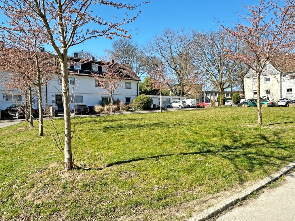 Immobilienangebot - Bochum - Alle - Gartenidyll mit Platz auf drei Wohnebenen
in Grumme