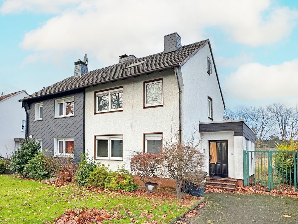 Titelbild Immobilienangebot - Bochum - Alle - Charmantes Sanierungsprojekt mit Potenzial
in Wattenscheid