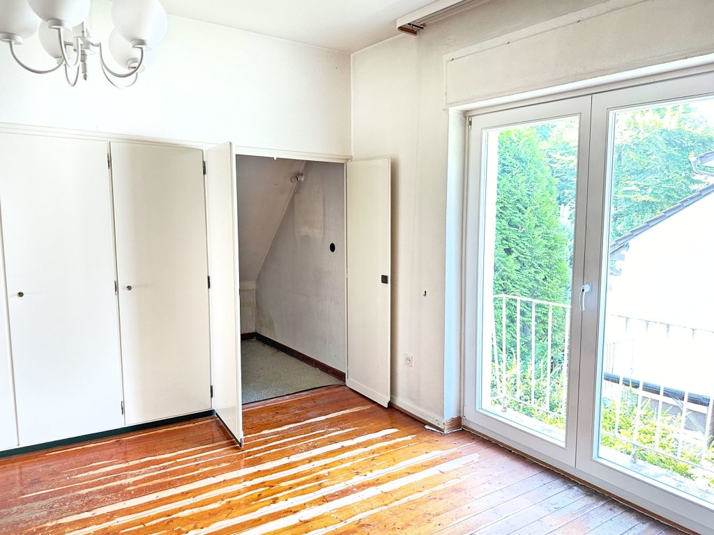 Immobilienangebot - Bochum - Alle - Freistehendes Wohnglück direkt am Südpark 
in Höntrop