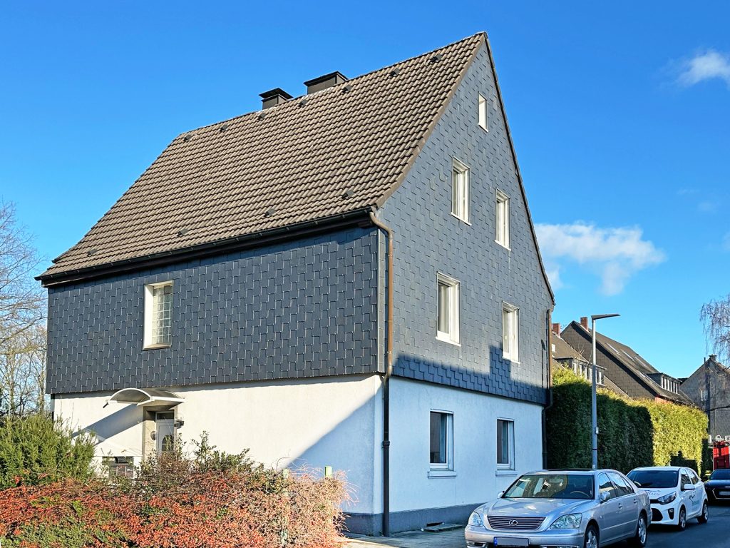 Immobilienangebot - Bochum - Alle - Seltene Gelegenheit 
Dreifamilienhaus auf prachtvollem Grund
in Oberdahlhausen